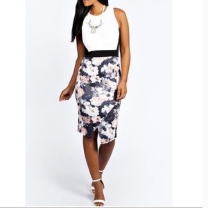 BOOHOO Talia Floral Contrast Asymmetric Midi Bodycon Dress